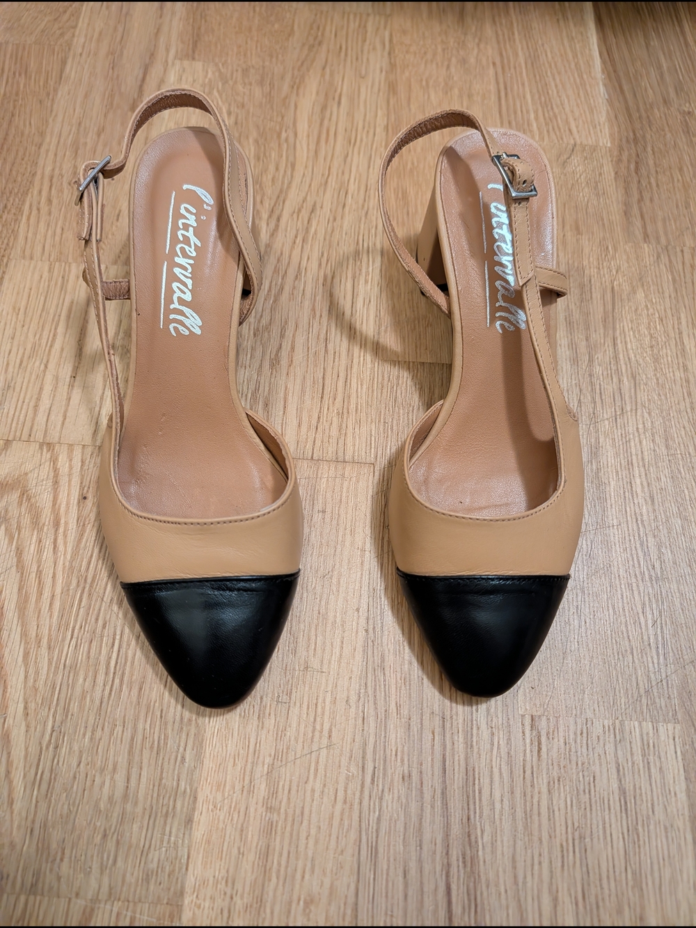 L'INTERVALLE Two-Tone Slingback Pumps in Beige and Black
